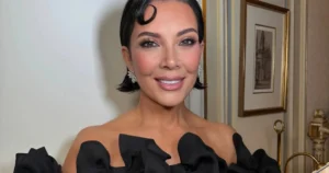 Vẻ đẹp trẻ trung vượt thời gian của Kris Jenner ở tuổi 69