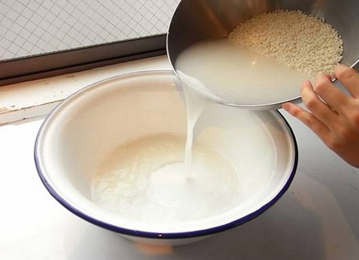 Nước Vo Gạo: Giải Pháp Kinh Tế Cho Làn Da Sáng Mịn và Mờ Thâm Nám